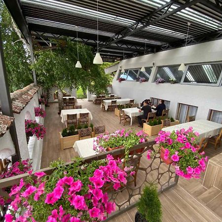 Zormaris-M Hotel Vranje Esterno foto