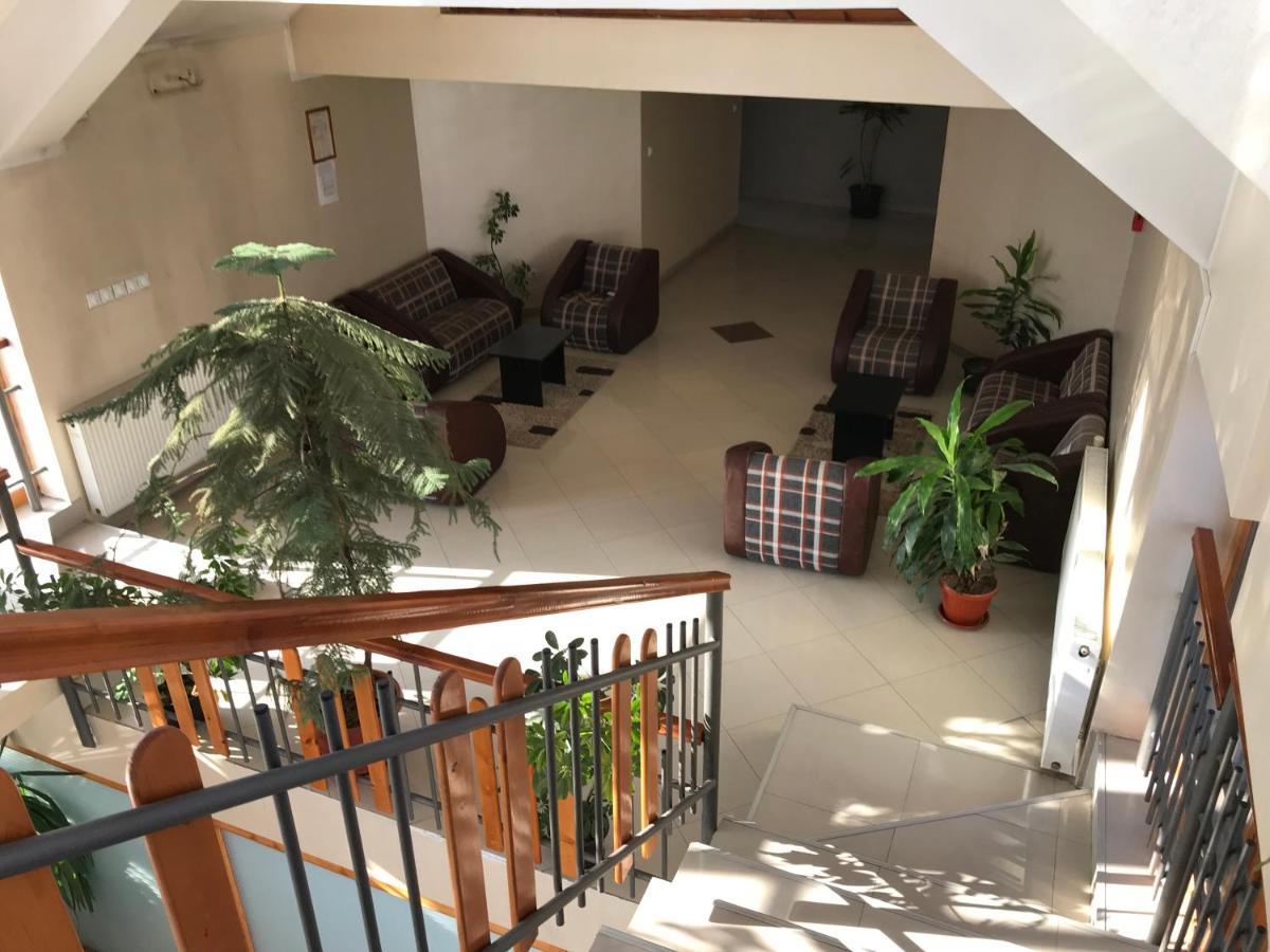 Zormaris-M Hotel Vranje Esterno foto