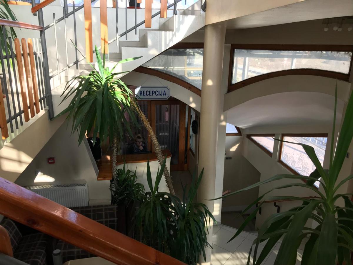 Zormaris-M Hotel Vranje Esterno foto