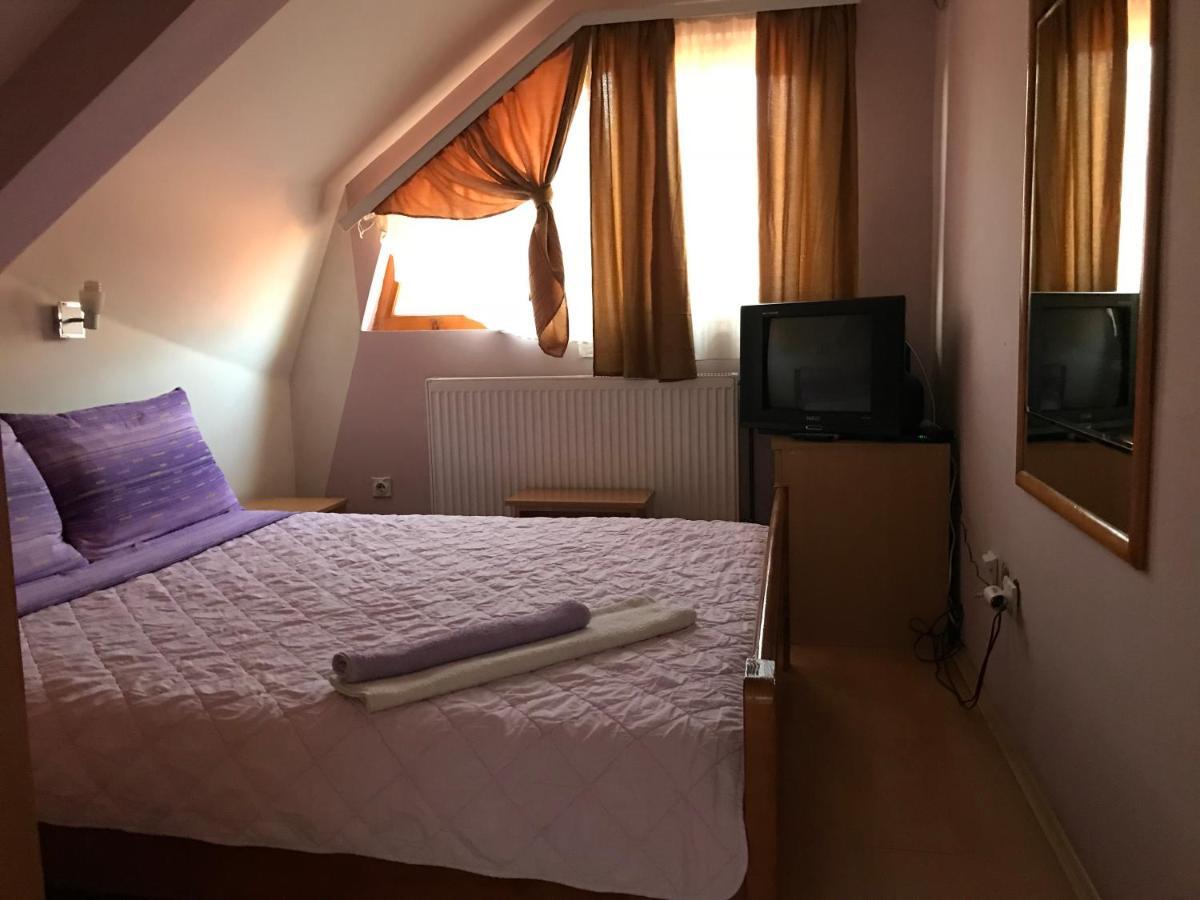 Zormaris-M Hotel Vranje Esterno foto